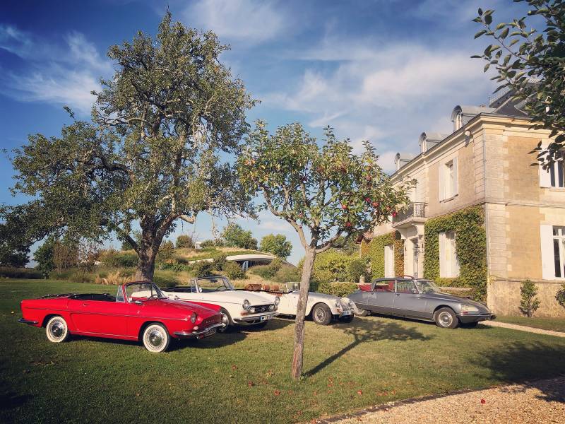 Exceptional classic car road trip from Bordeaux to Saint-Emilion for a group of 12 Americans